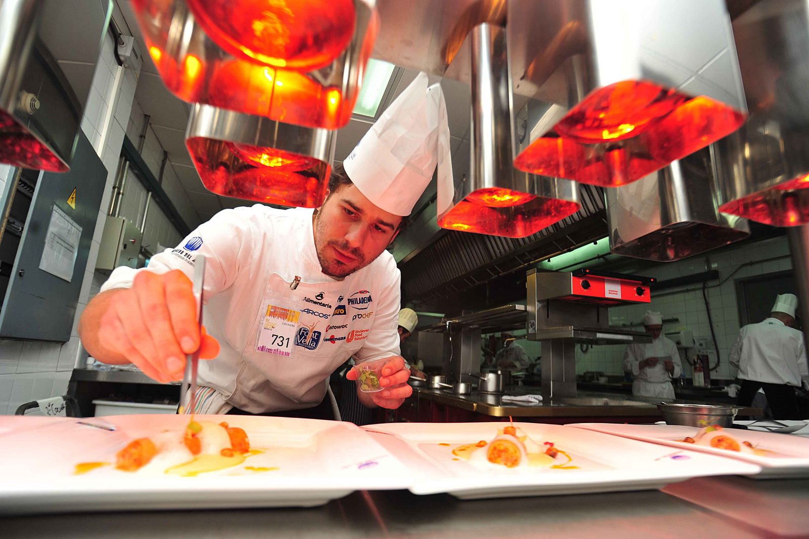 Javier Estévez, del ‘Mesón de Doña Filo’ se convierte en finalista del IV Concurso Cocinero del Año - La Viña