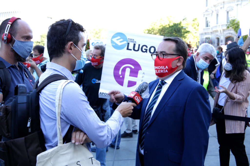 SALVEMOSLAHOSTELERIA 01