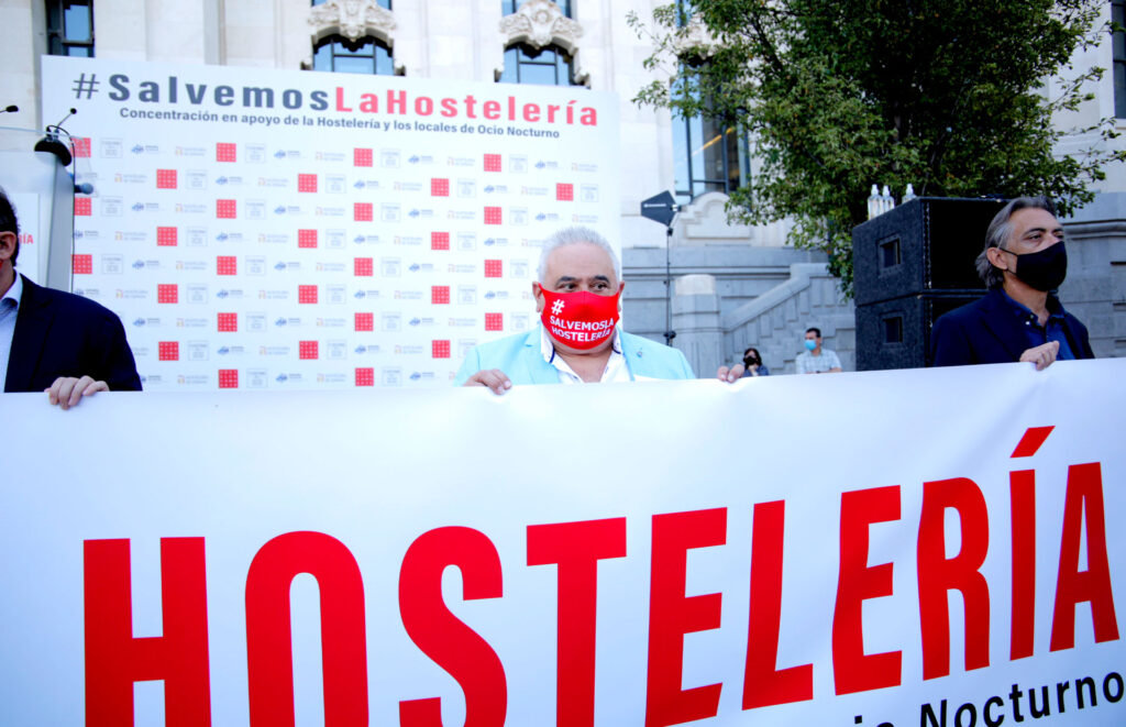 SALVEMOSLAHOSTELERIA 06