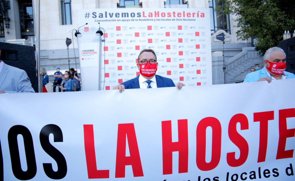 SALVEMOSLAHOSTELERIA 09