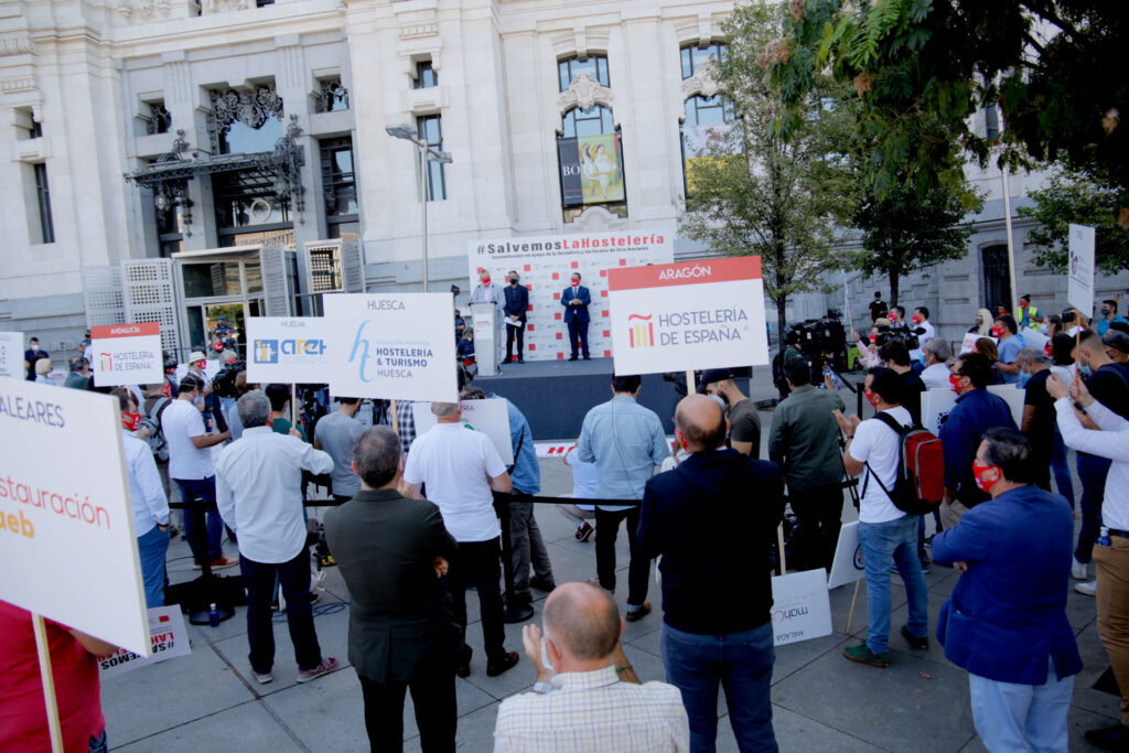 SALVEMOSLAHOSTELERIA 23