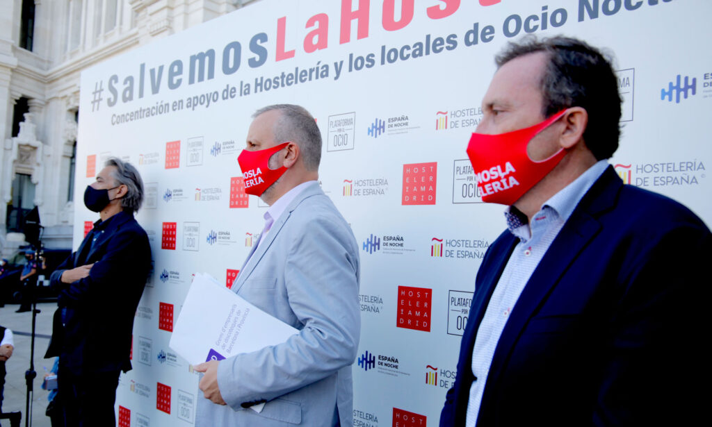 SALVEMOSLAHOSTELERIA 35