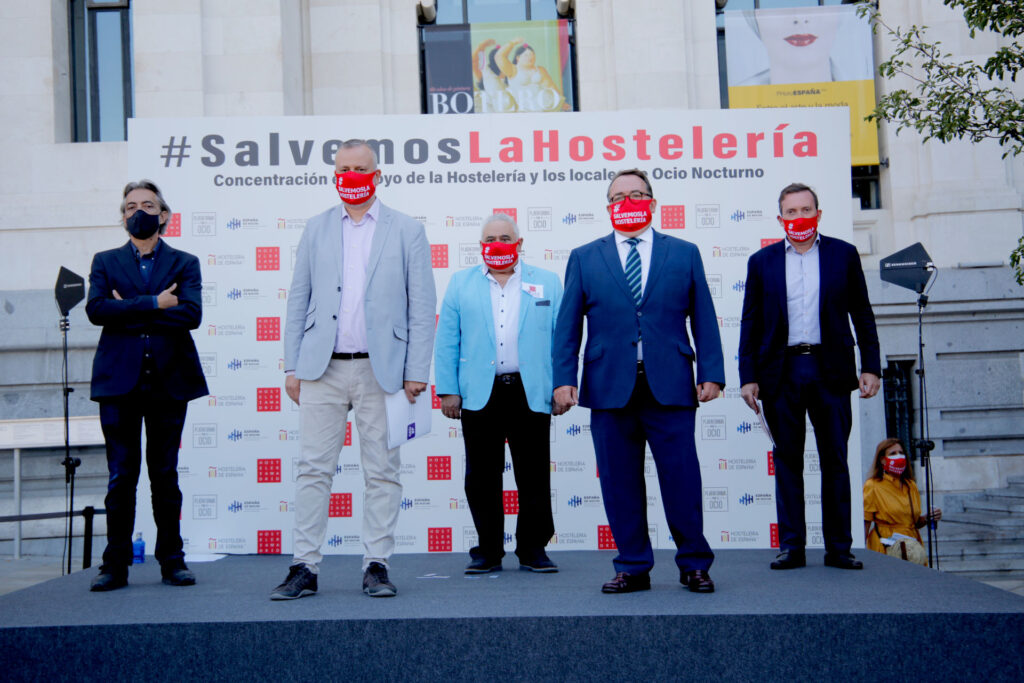 SALVEMOSLAHOSTELERIA 37