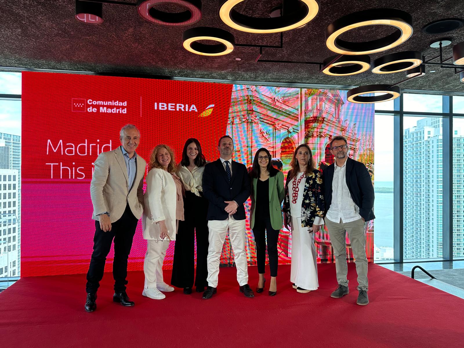 El consejero de Turismo, Mariano de Paco, aterriza en Miami para seguir promocionando nuestra región en su tour transoceánico - La Viña