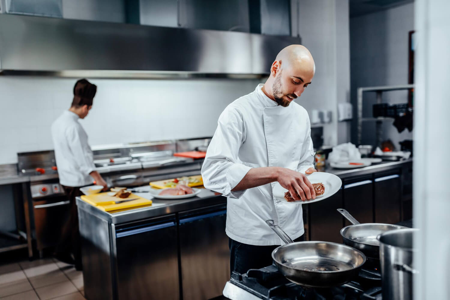 Cocina central: características y ventajas para tus restaurantes - La Viña