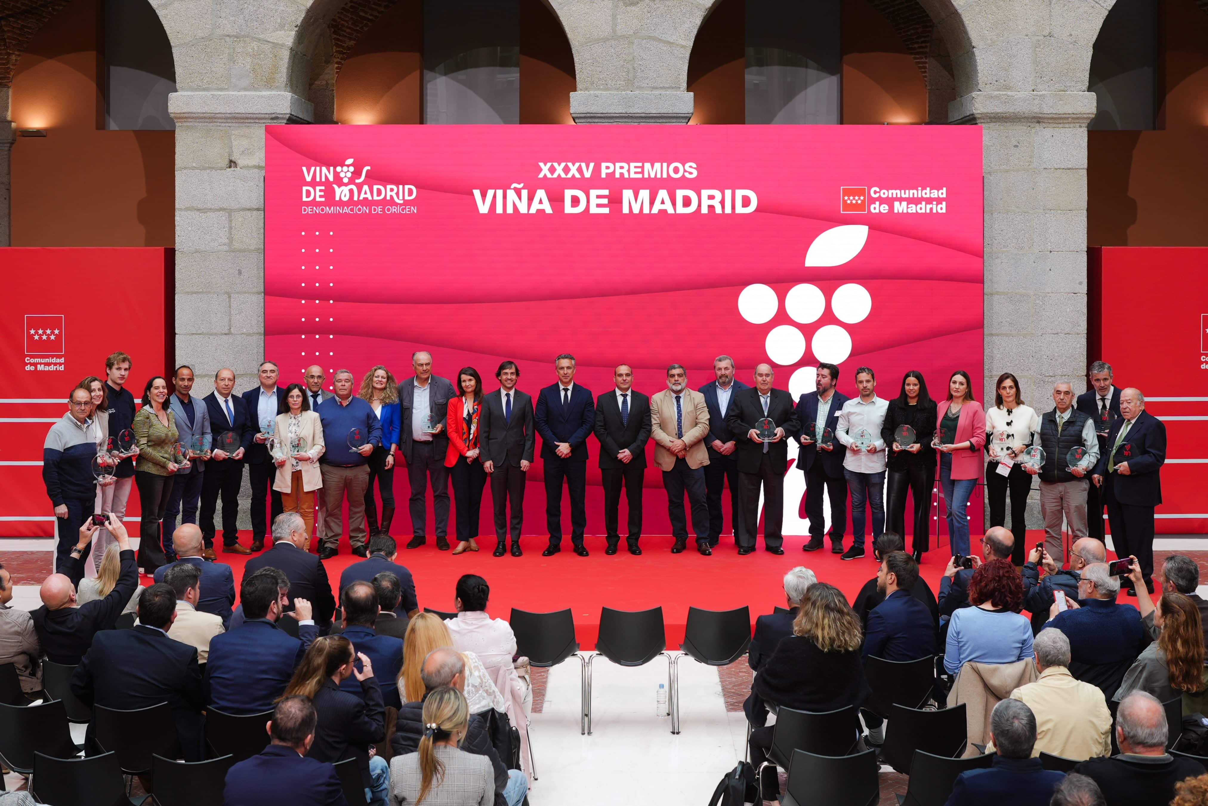 La Comunidad de Madrid reúne a 28 productores en la XXIV edición de su Salón de los Vinos - La Viña