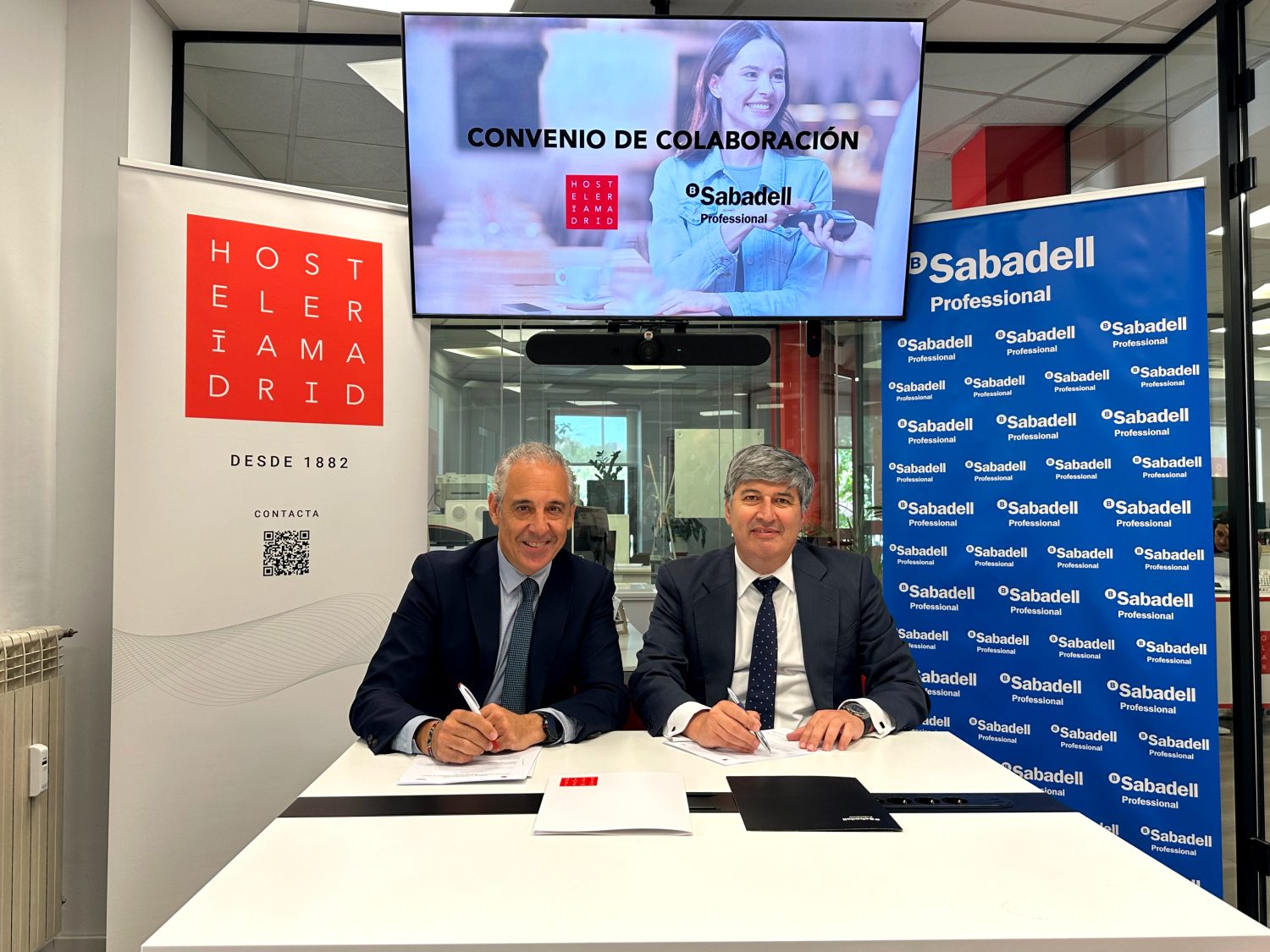 Hostelería Madrid y Sabadell actualizan su acuerdo con condiciones preferentes en TPV y financiación para hostelería - La Viña